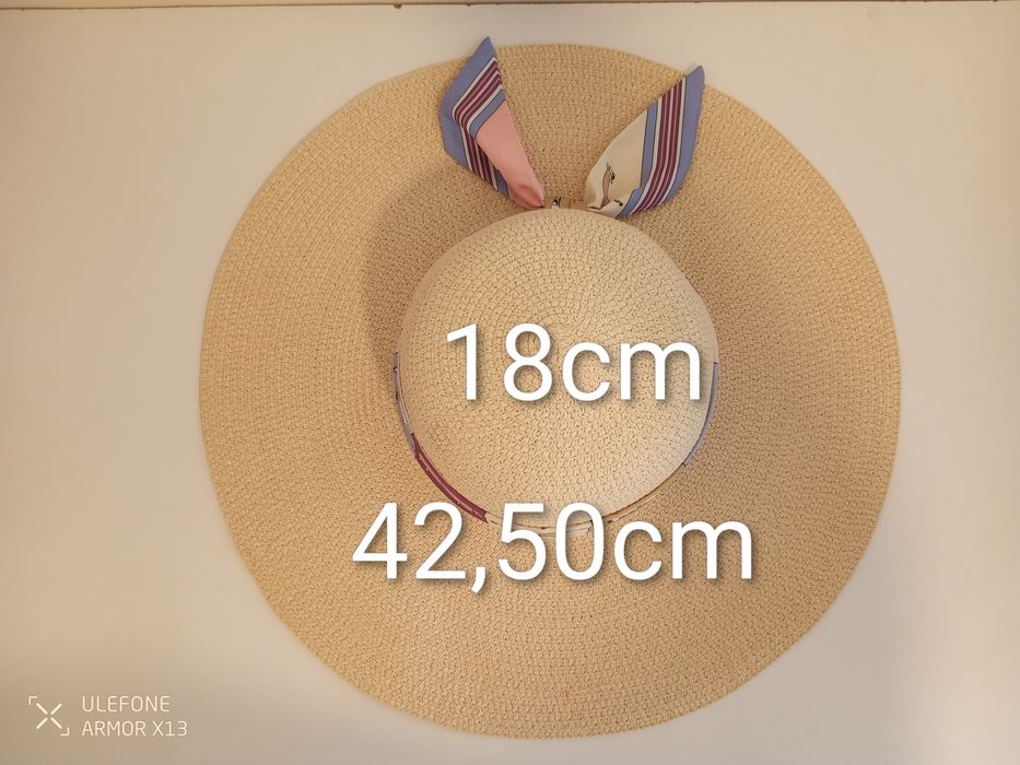 Chapéu de palha de aba larga estilo romântico, tema cavalos