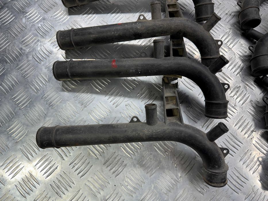 Патрубок охлаждения Opel Astra F Опель Астра Ф 1,4 1,6i. 90354839