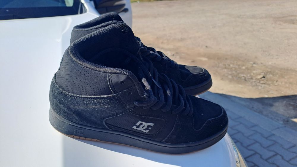 Скейтбордичні кеди (хайтопи) DC Shoes.