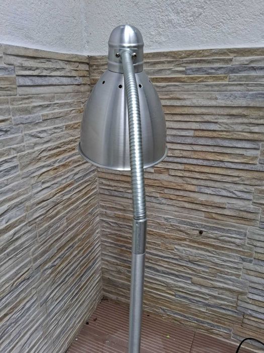 Vende-se Candeeiro Pé Ikea