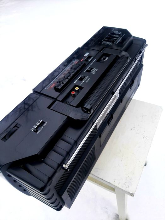 Магнитафон  двухкассетный  Sharp WQ - 238H ( BK )