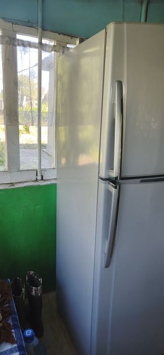 Продам холодильник, сухая заморозка