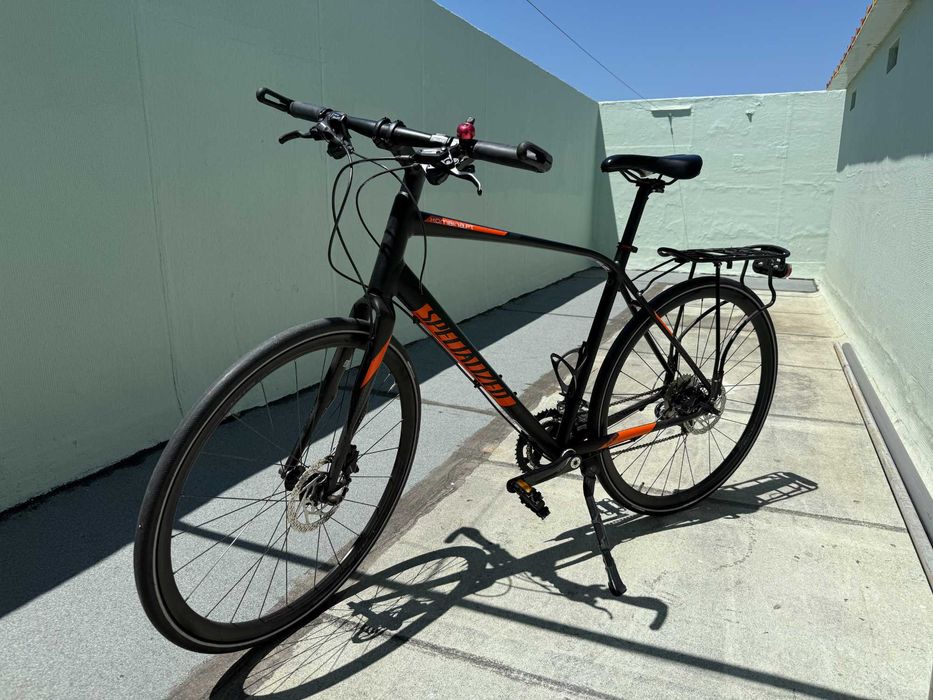 Bicicleta Specialized 2016 SIRRUS COMP DISC - Pouco uso