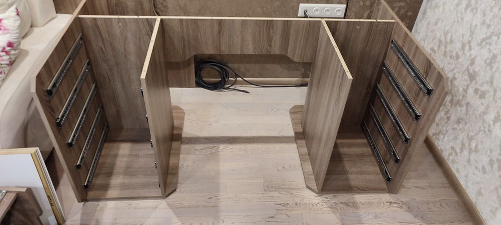 Мастер на час, сантехник,сборка мебели, электрик ,установка замков.