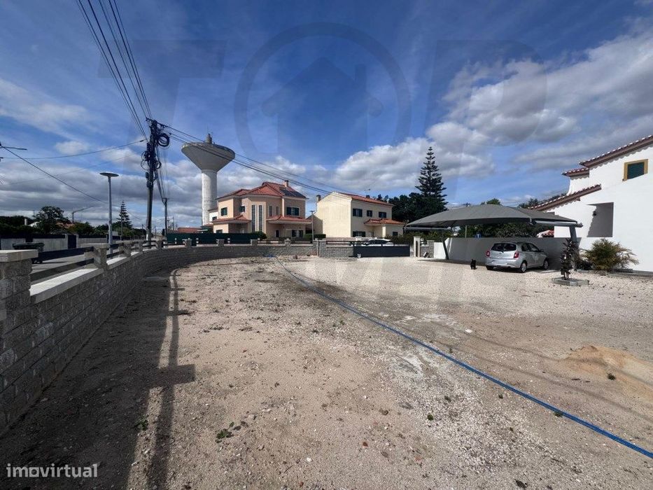 Terreno Urbano - Samora Correia - 128.000€