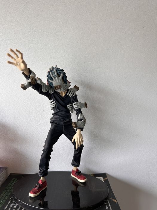 Tomura Shikaraky my hero academy