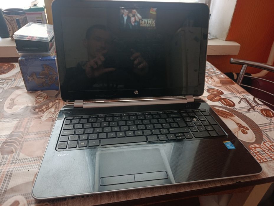 Продам ноутбук hp