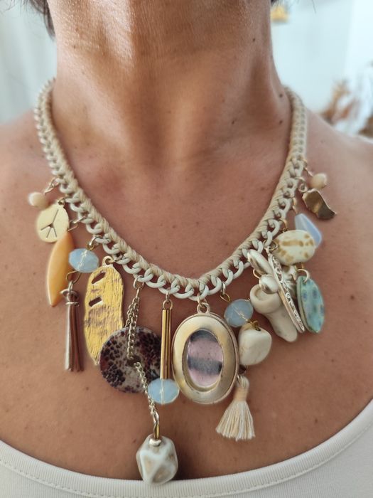 Colares, pulseiras e brincos 1