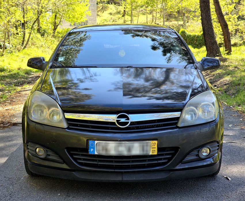 Opel Astra GTC 1.3cdti