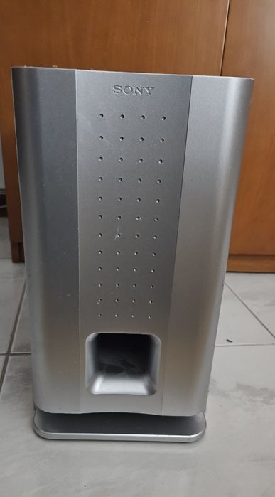 Vendo uma aparelhagem  de cinema em casa completa.