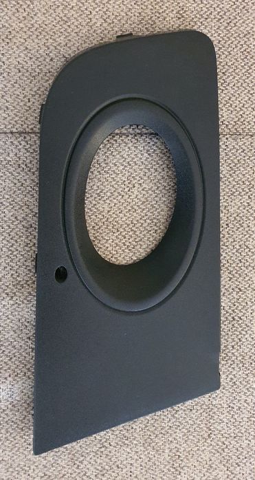 Kratka obudowa halogena prawa VW AMAROK