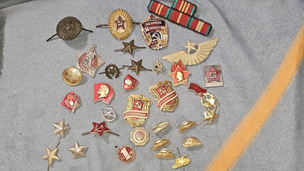 Значки ссср и разное другое