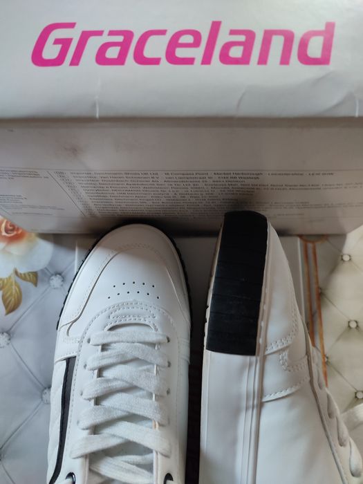 Взуття  жіноче 41 р.