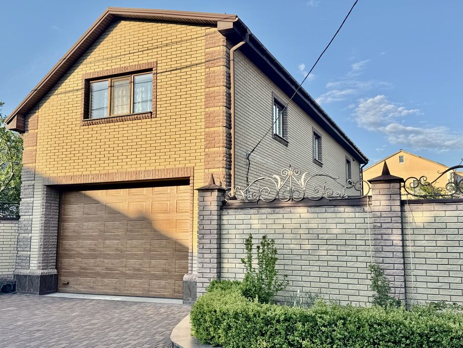 Продаж елітного будинку р.н Лелеківка.