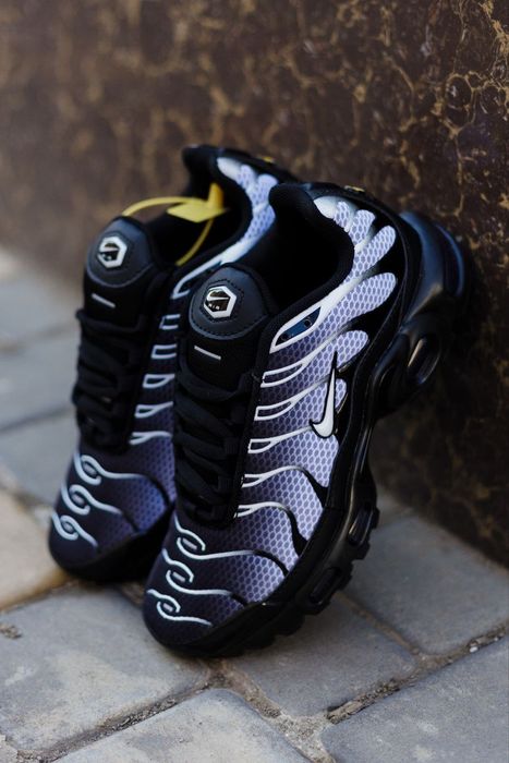 Кросівки Кроссовки Nike Air Max TN Black White Чёрный Белый Чорний Білий Кросовки демісезон
