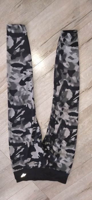 Leginsy 4f M jak nowe