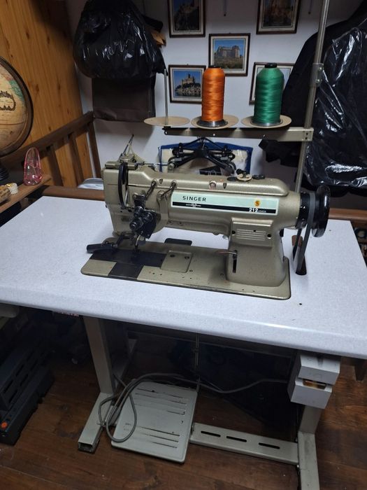 Máquina costura Profissional Singer 212 U543A