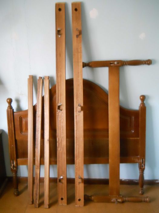 camas casal + mesas cabeceira