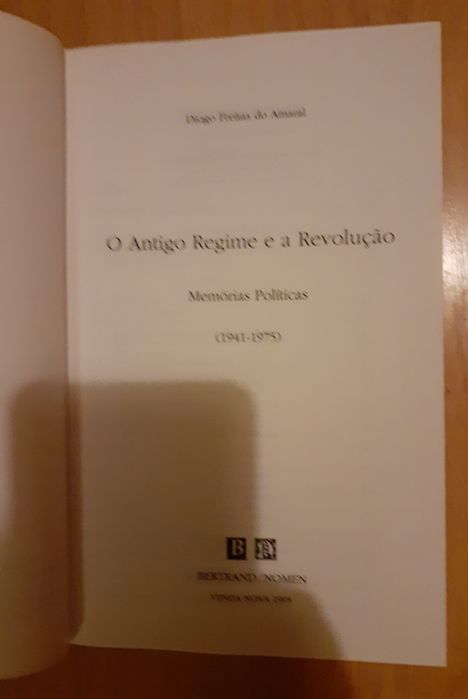 O Antigo Regime e a Revolução
AMARAL, Diogo Freitas do
Bertrand / Nome