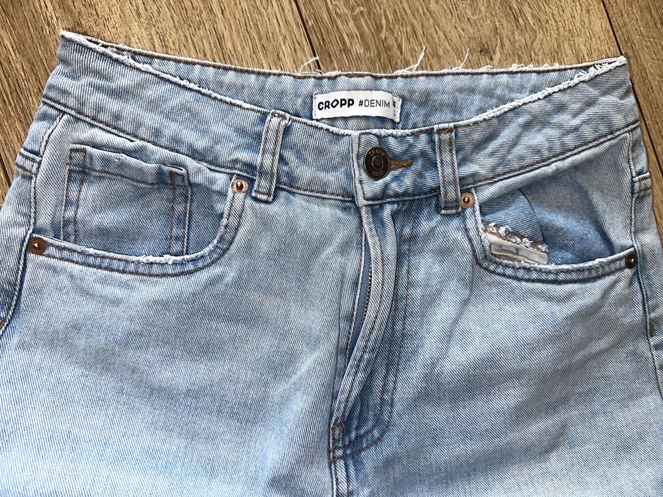 Cropp dżinsy niebieskie przecierane S