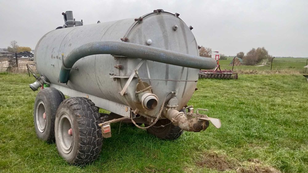 Beczkowóz wóz asenizacyjny 7000l