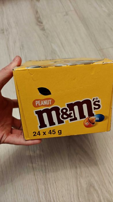 M&M'S Peanut 24x45g Drażetki z Orzeszkami Ziemnymi w czekoladzie