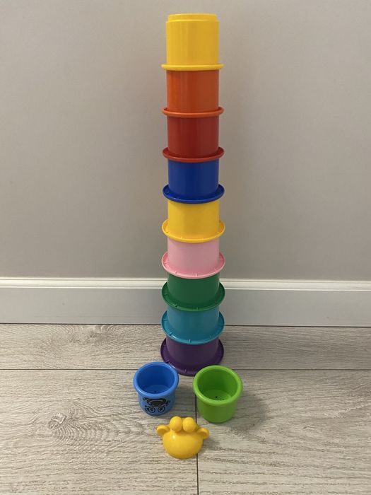 Piramidka z kibeczkow