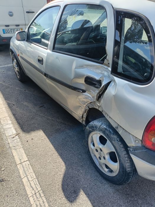Opel corsa b 1200