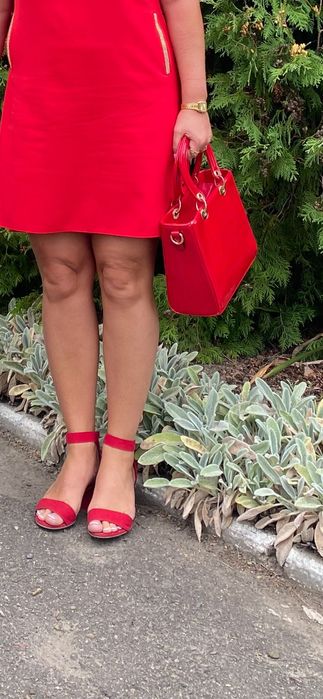 Жіноча сумка лакована