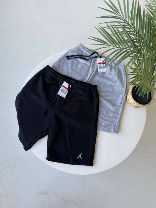 Шорти Jordan сірі/чорні