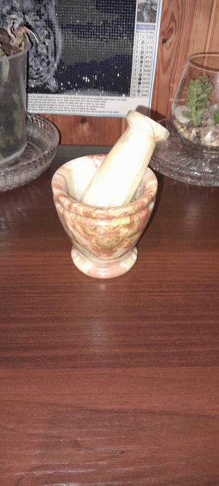 Moździerz z kamienia