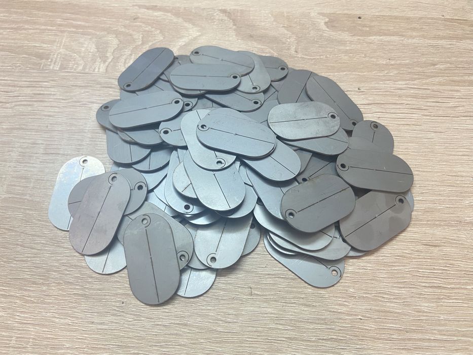 Заготовка для армійського жетону з прорізом