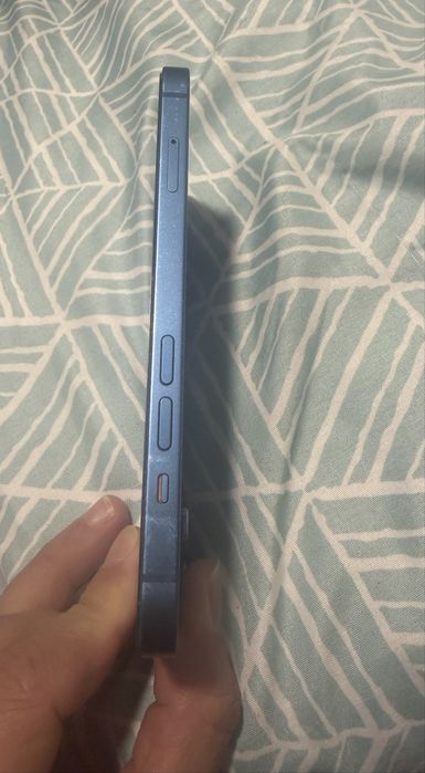 Iphone 13 128gb 77% bateria