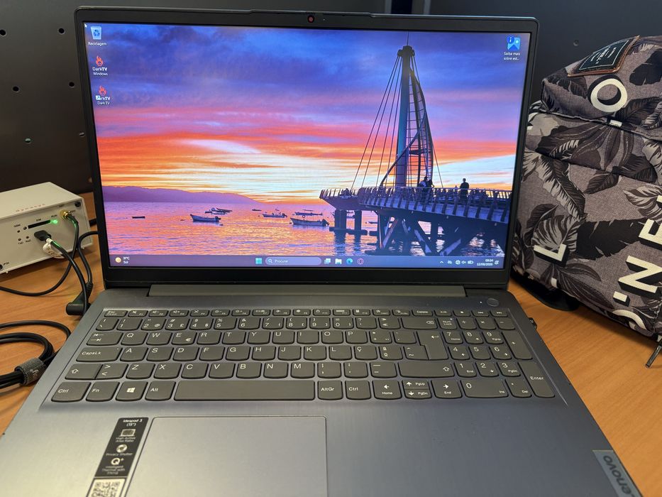 Portátil Lenovo IdeaPad 3 15ALC6
