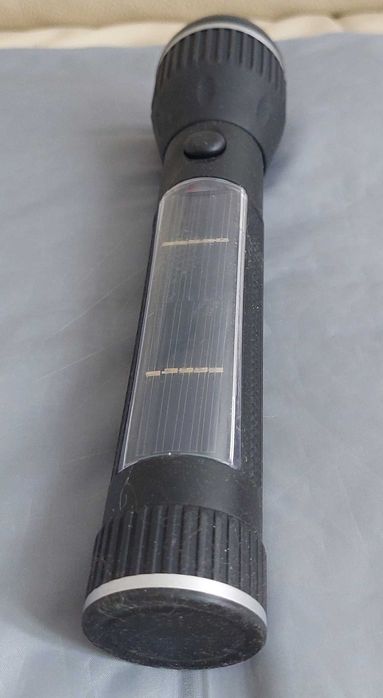 Latarka solarna, szperacz, led; akumulator Ni-MH 3,6 V