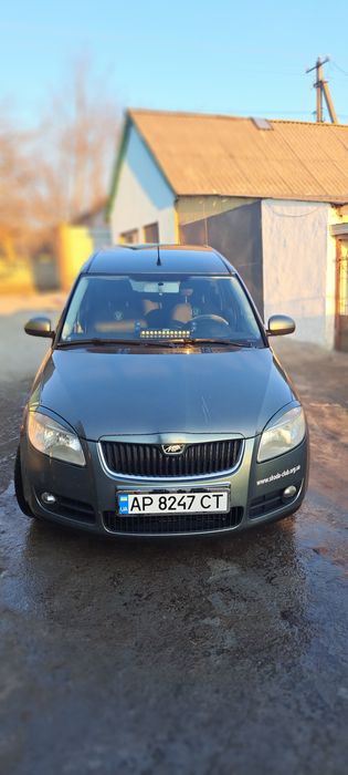 Продам Skoda roomster