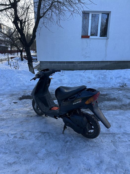 Продам скутер suzuki lets 2 по запчастинама або цілим