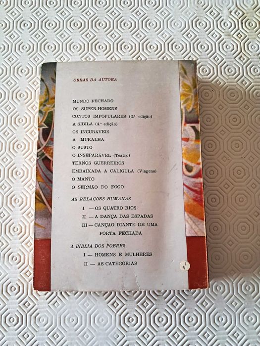 A. Bessa Luís- A Sibila (1970)/Manuel Anselmo- Antologia Moderna 1937