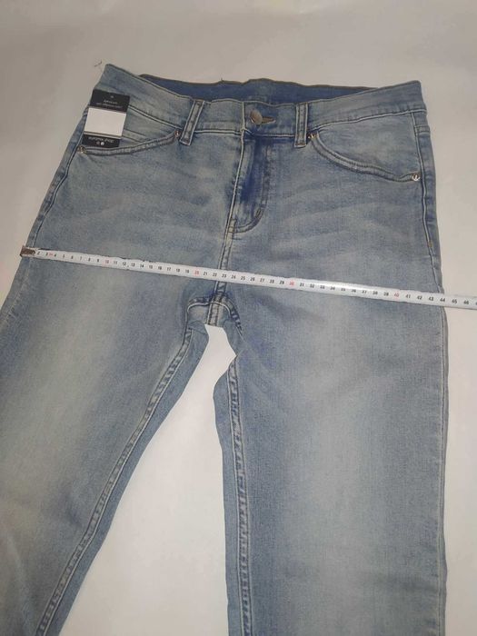 Джинси  ( нові )