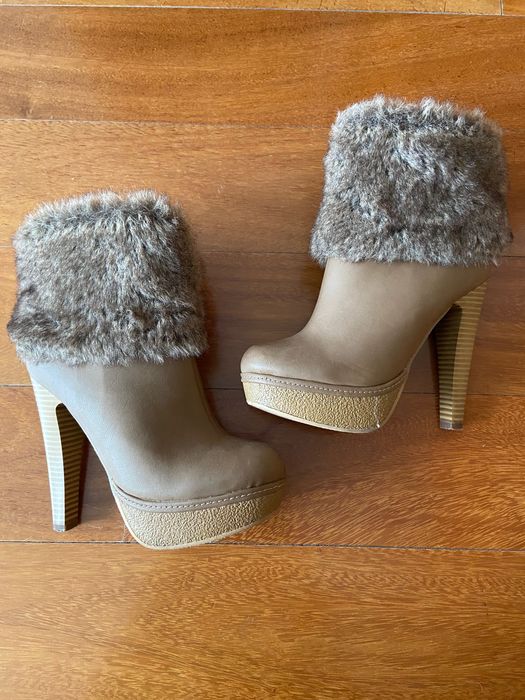 Botas tamanho 3564584504711042120