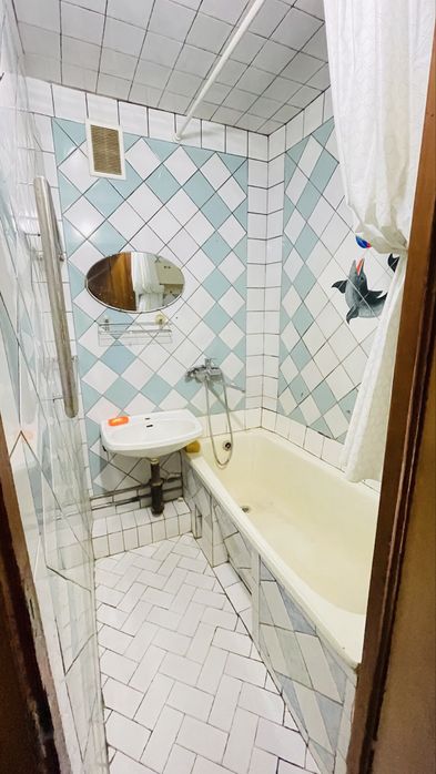 Срочно!!! Продам 3к квартиру на Салтовке, метро Академика Павлова