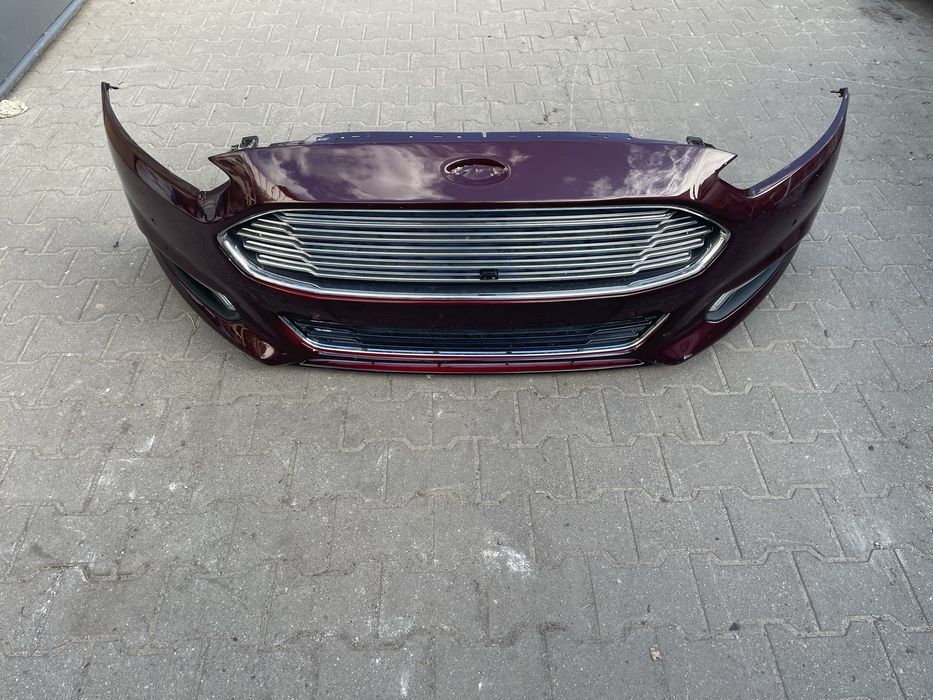 Zderzak przedni Ford Mondeo MK5 ladny