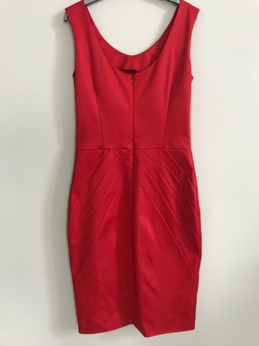 Sukienka ołówkowa czerwona roz. 38
