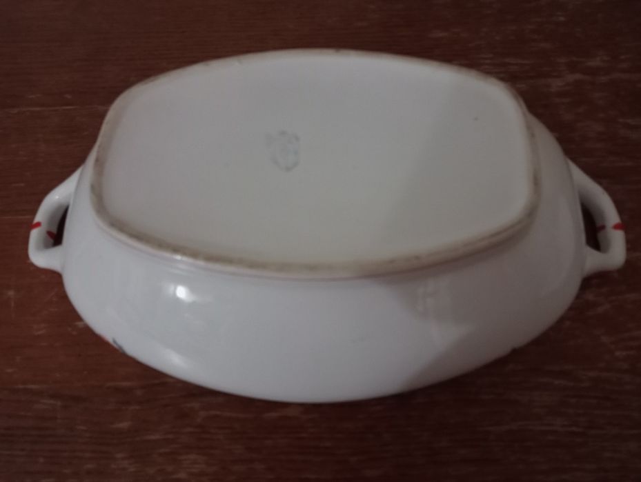 Terrina em loiça pintada mão