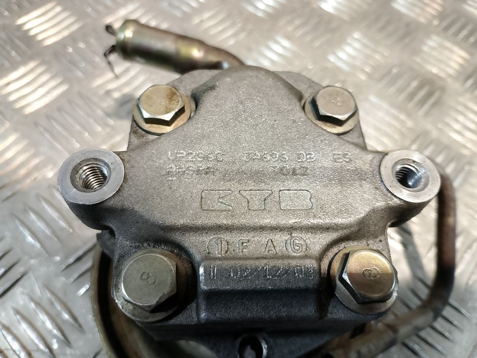 Pompa Wspomagania Ford Fiesta Mk6 Vi 1.4 Tdci Kyb Vp2S6C3A696 Db