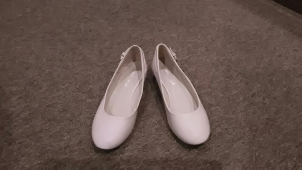 Śliczne jak nowe balerinki rozm. 38