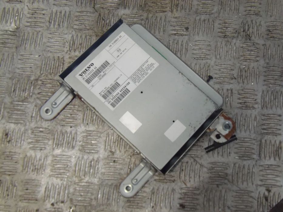WZMACNIACZ AUDIO RADIA VOLVO S60 II LIFT 2106 R
