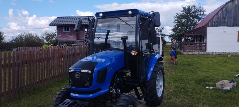 Продам кабину на трактор донг фенг 404 244 G2,а також виготовлення інш