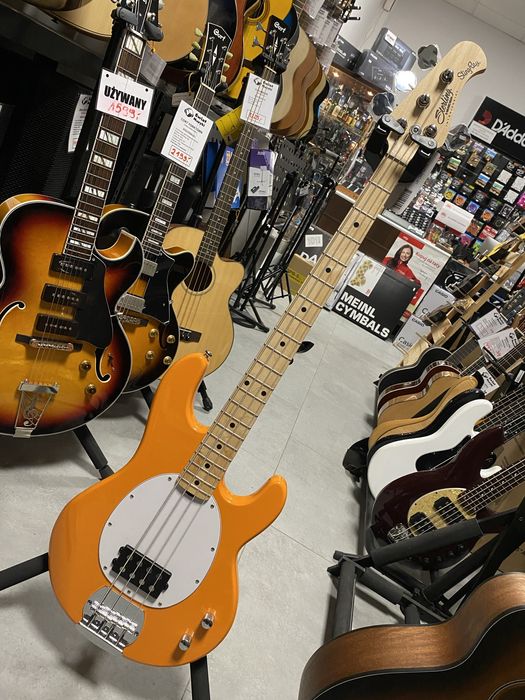 Sterling Ray 2 - gitara basowa