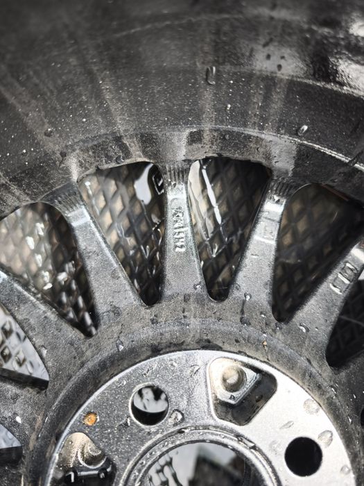 Диск OZ Superturismo GT 15/4*100  1 штук